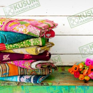 wholesale vintage sari quilts-vintage kantha quilt-kusumhandicrafts vintagekanthaquilt-khushvin