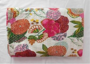 Fruitprintquilt-kusumhandicrafts-handmadekanthabedspread 1