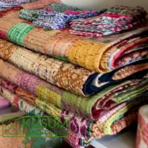 silkpatchworkquilt-kusumhandicrafts-kanthapatchworkpatolabedcover-kusumhandicrafts