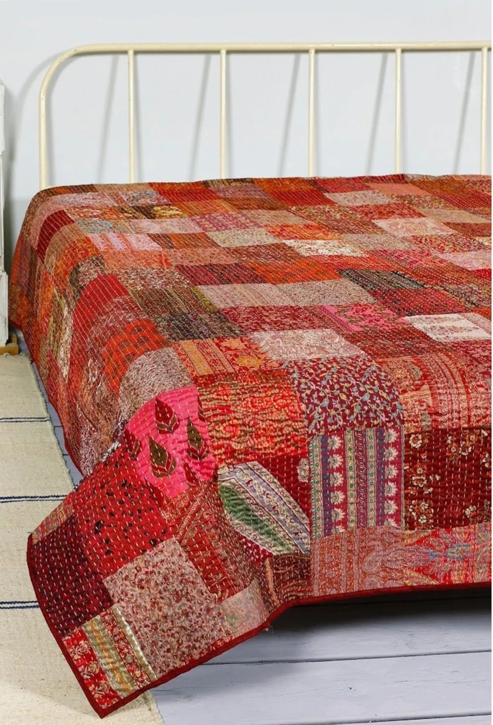 Silk Sari Kantha Quilt Handmade Throw Bedspread Indian Handmade Silk Patola 