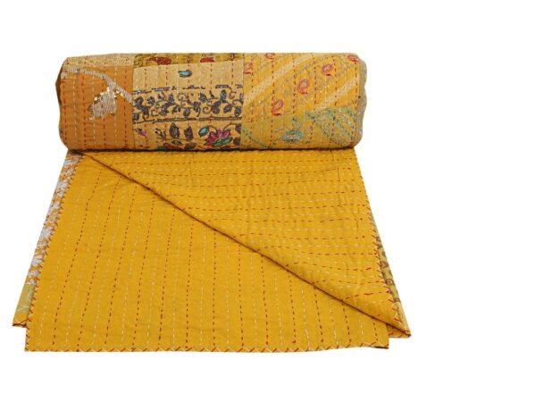 Khambadiyaquilt-kusumhandicrafts-handmadekanthabedspread 2